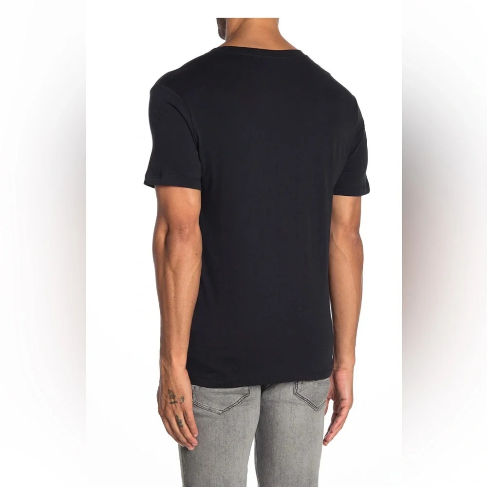 True Religion Men's V-Neck T-Shirt Horseshoe Logo Short Sleeve Tee‎ Size M